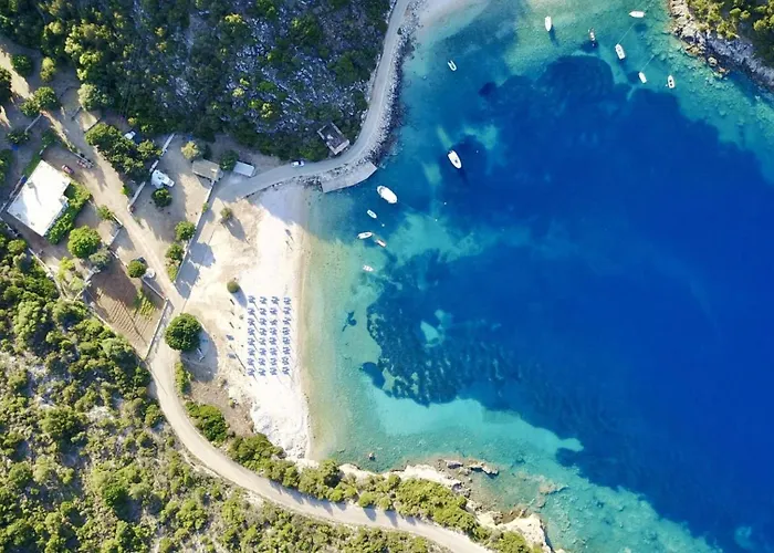 Vasilikades Βίλα Φισκάρδο